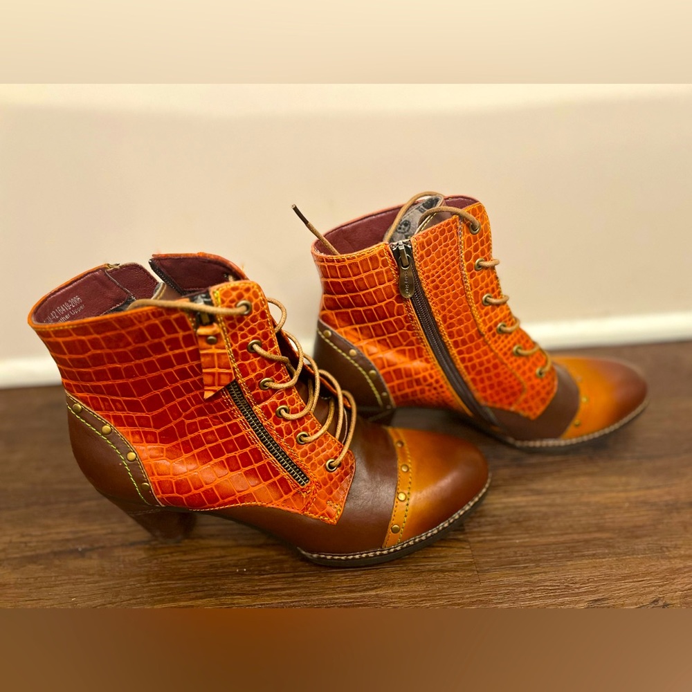 L'ARTISTE Boots
